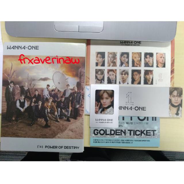 Album POD Wanna One Unsealed - Bae Jin Young + Poster