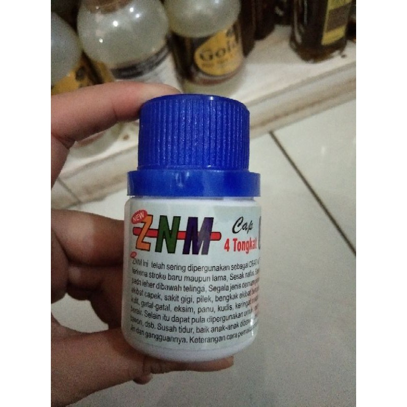 Minyak ZNM cap 4 tongkat