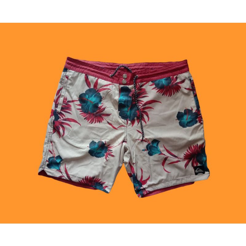 Celana pendek surfing quicksilver preloved
