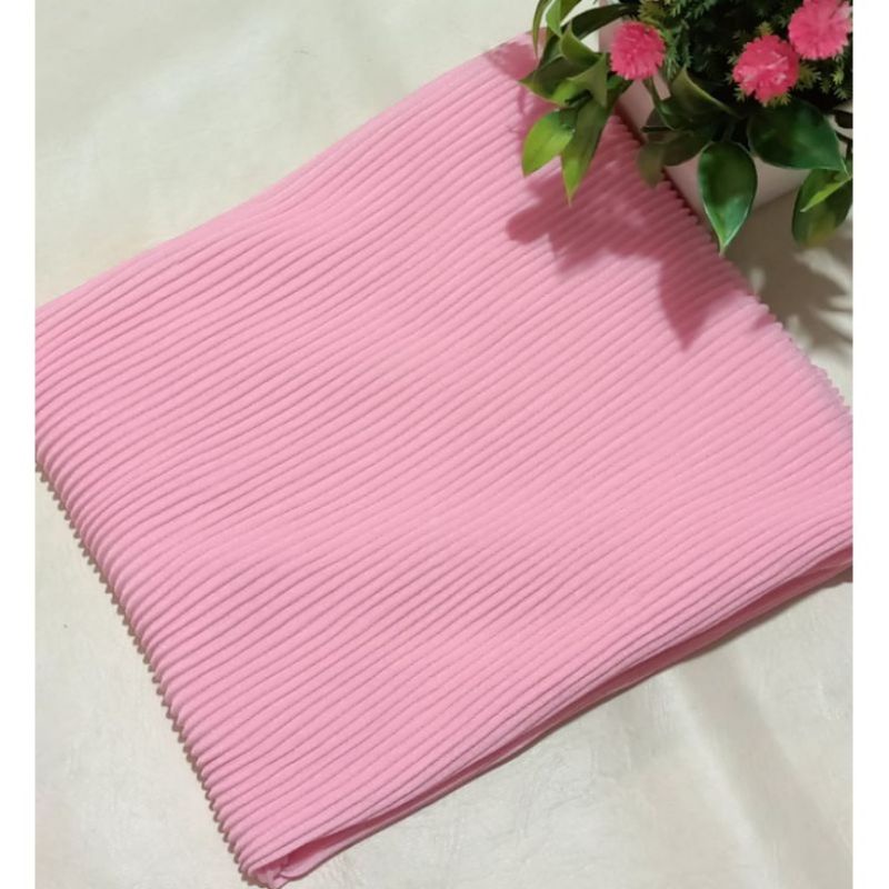 HIJAB SEGIEMPAT PLISKET BELLA SQUERE POLOS /HIJAB PLISKET/COD-Babypink