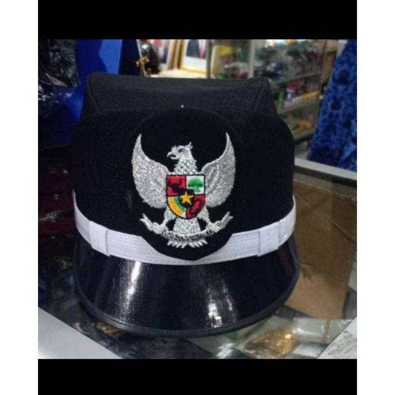Topi Pet PDU Lurah untuk Wanita, Model Stylish dan Nyaman Dipakai Sehari-hari