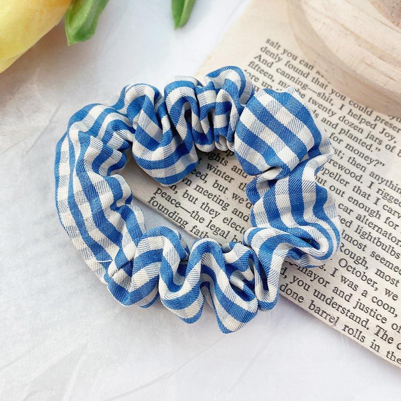 Scrunchie Korea Import Motif Kotak / Ikat Rambut Karet Kuncir Rambut Kotak
