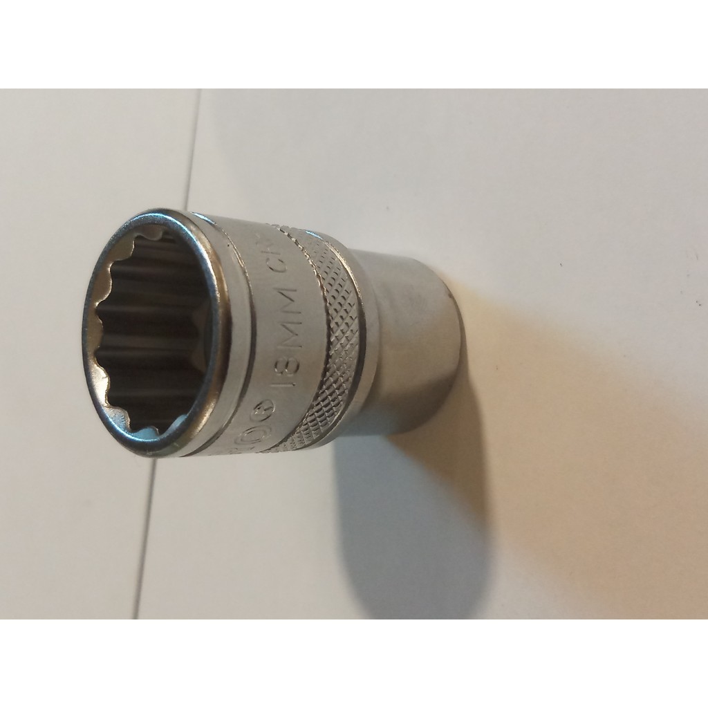1/2 INCH DR. MATA SOCK 6 PT 18 MM TEKIRO