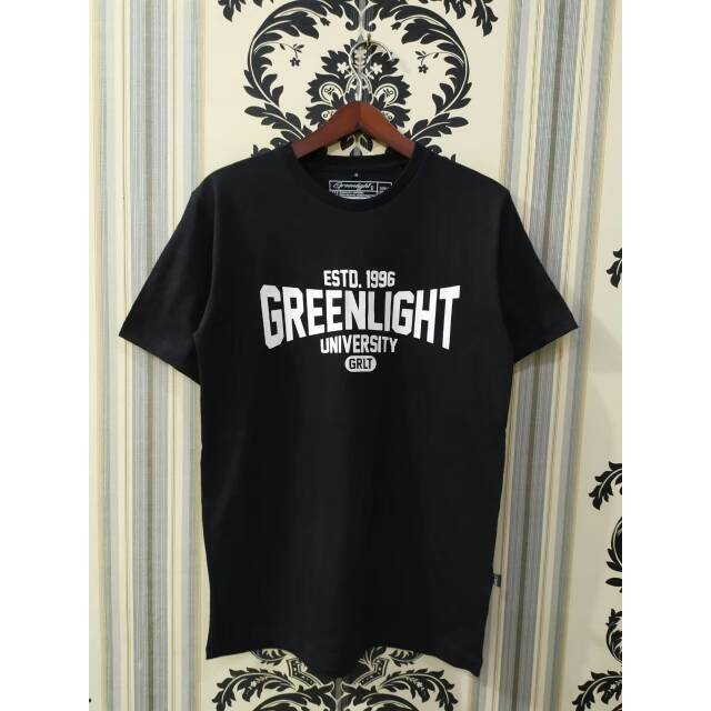 Kaos Greenlight Tshirt Distro Men Basic Tee 0204 Baju Pria Oblong Cowok Keren