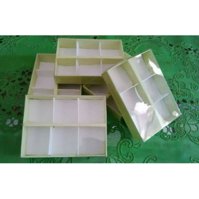 

Choco praline box 6 pcs
