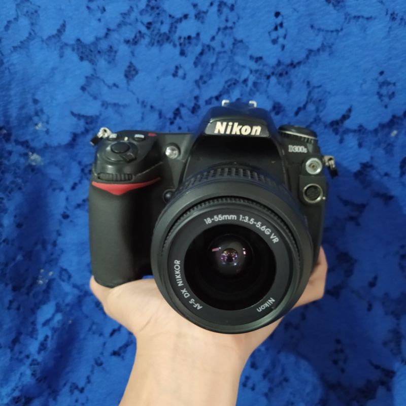 Kamera NIKON D300s Lensa 18-55mm Kamera DSLR Siap Pakai