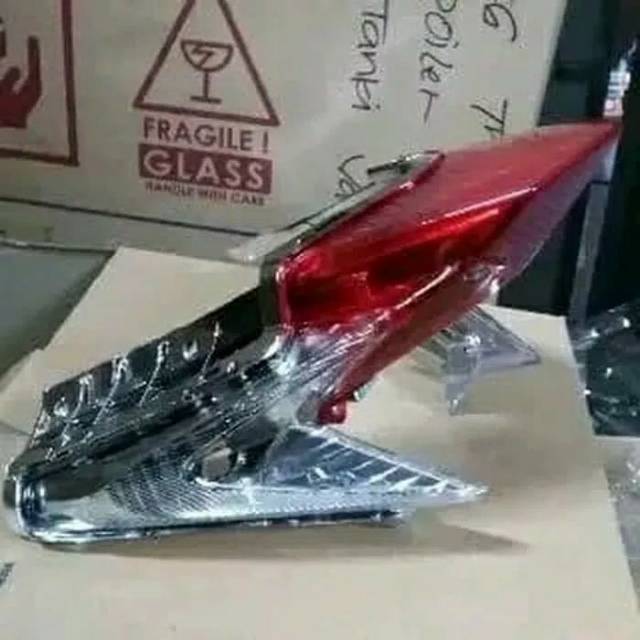Lampu stop belakang honda Vario tekno 125 fi
