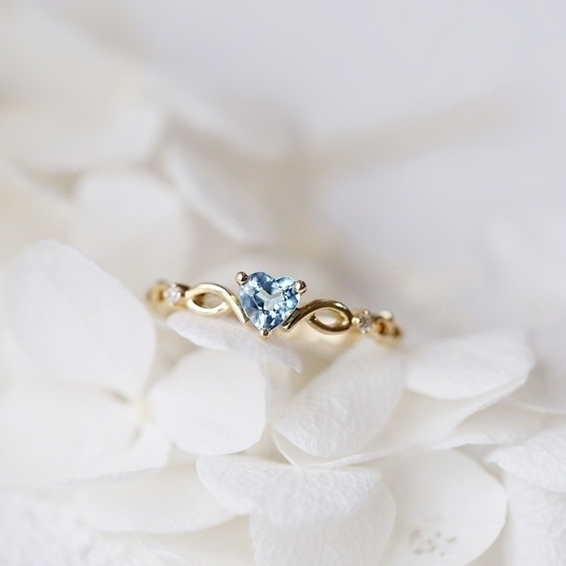 Cincin Topaz Biru Bentuk Hati