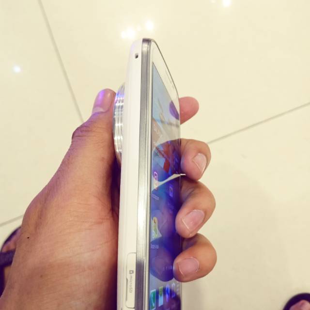 samsung k zoom C111 unit normal no minus dan masih mulus