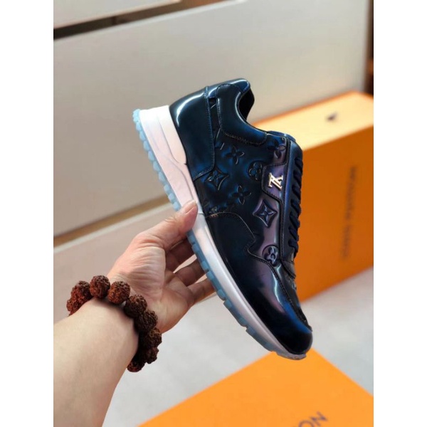 Sepatu lv sneaker mirror shoes lou is vuitton