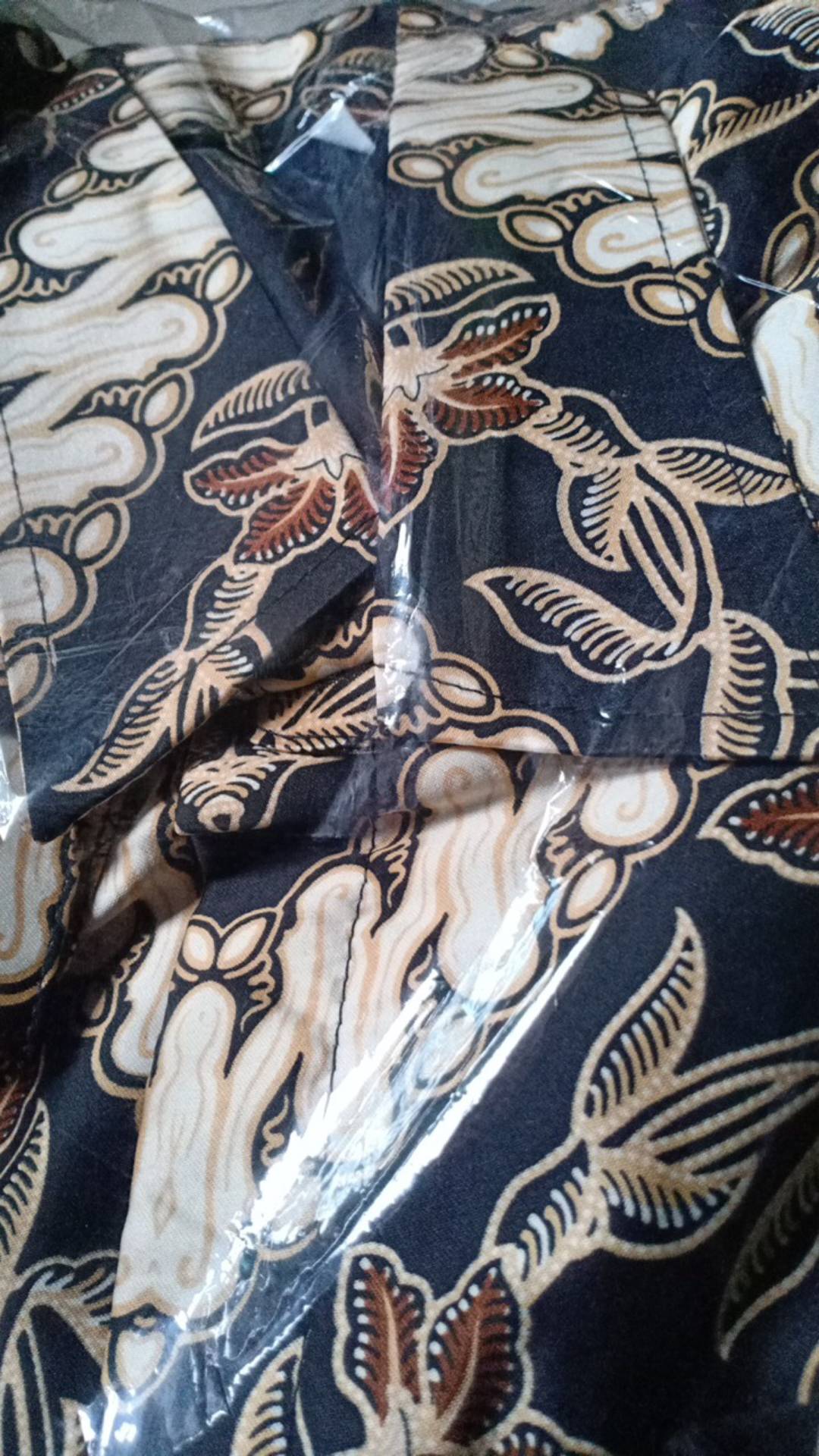 Kemeja Batik Semi Sutra Silky Premium Puring Istimewa