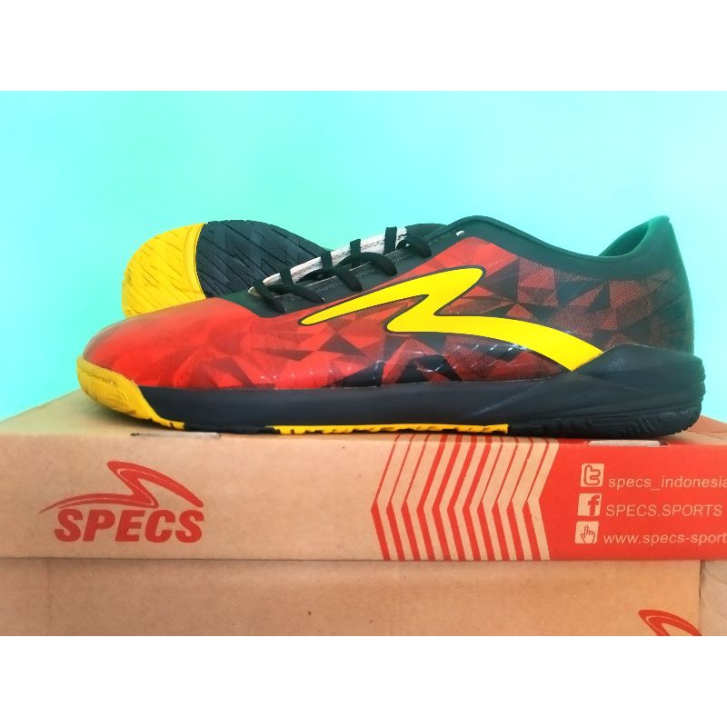 Sepatu futsal Specs Swervo Dynamite