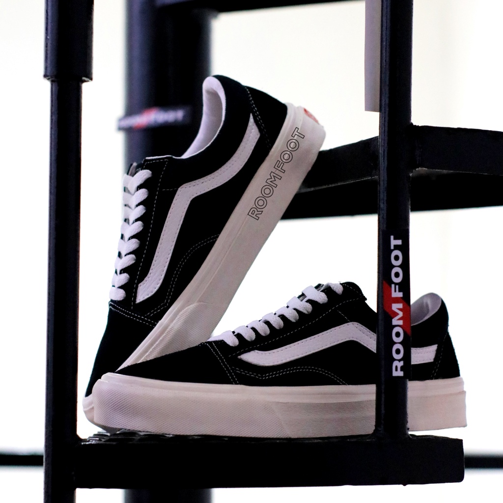 Sepatu Old skool OG Black White / Sepatu Oldskool OG Hitam Putih