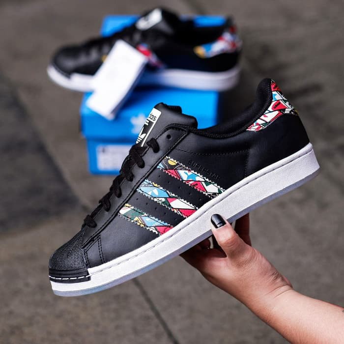 Termurah.. Sepatu Adidas Superstar Clr Print Whiteblack Original Made In Indo