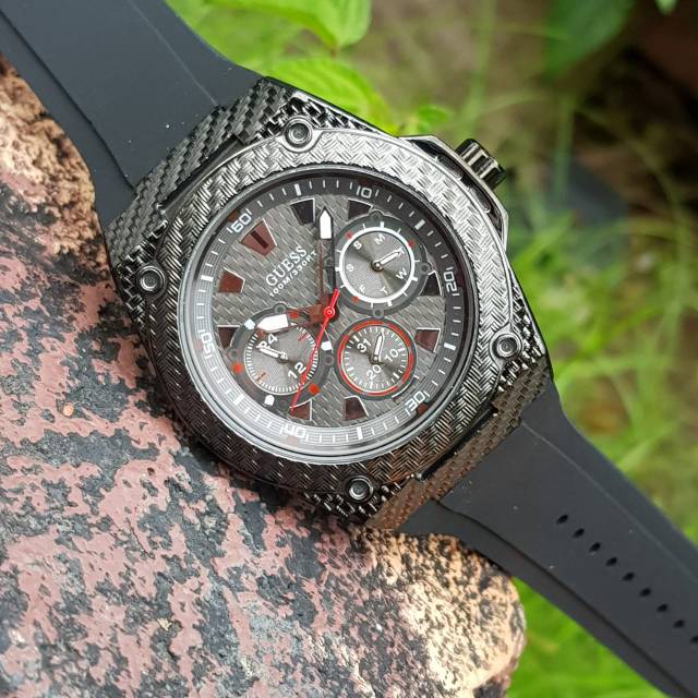 Jam Tangan Pria Guess W1049G3 Original