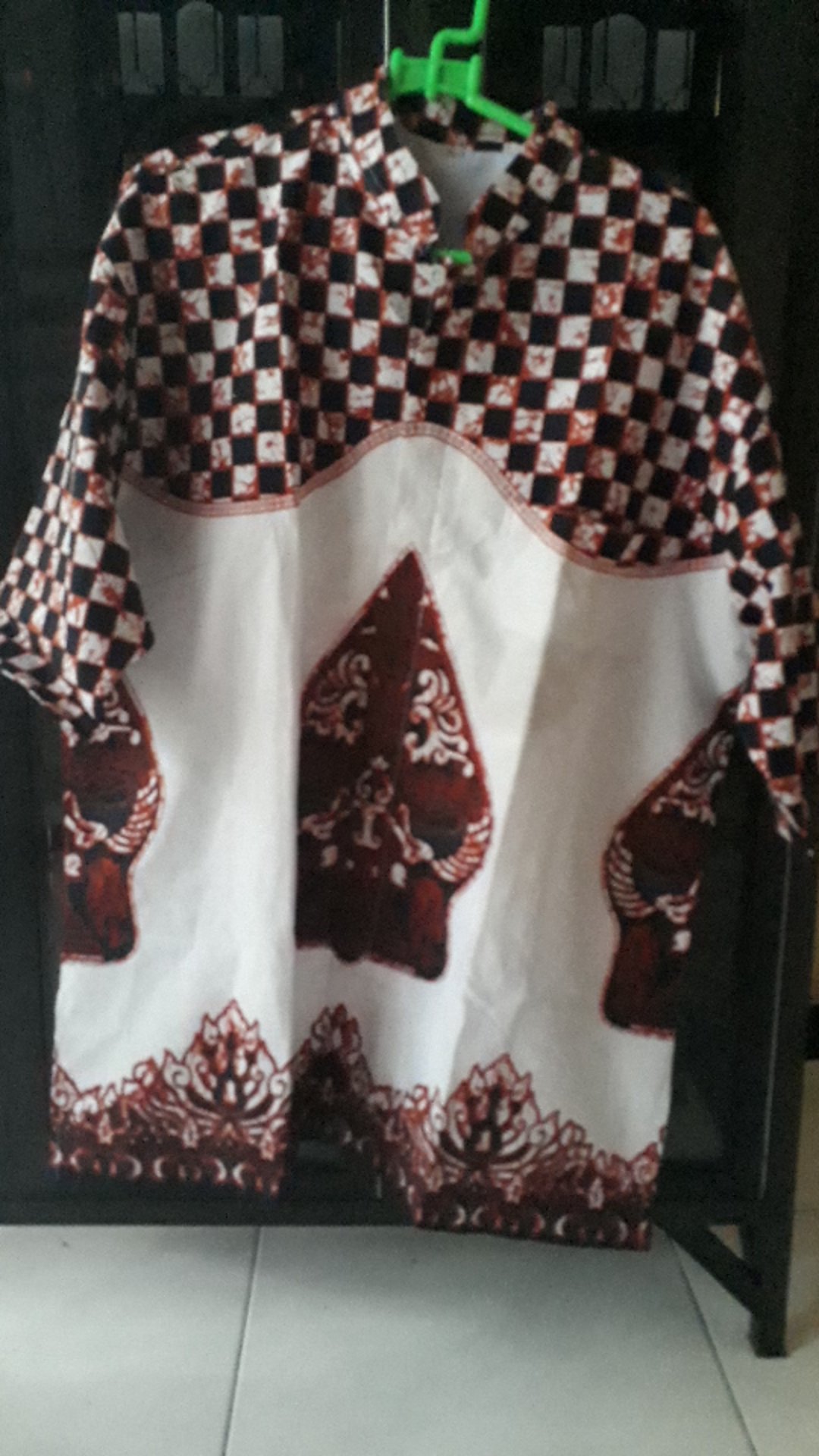 Batik Solo Modern Setelan Sarung Dan Koko Gunungan Sogan