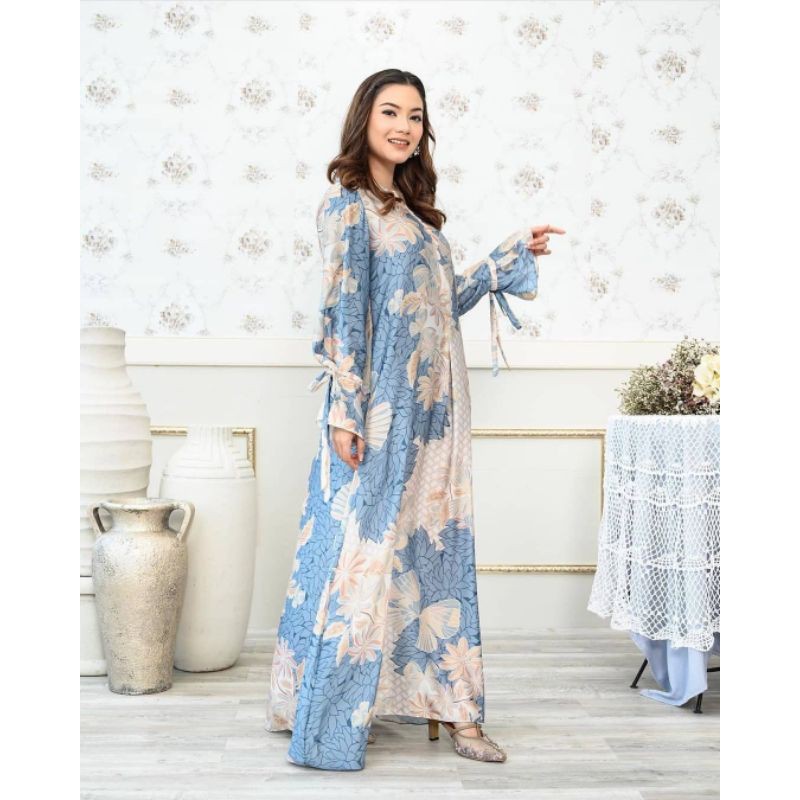 Full booked Alyssa Dress Sapphire by Wearing Klamby