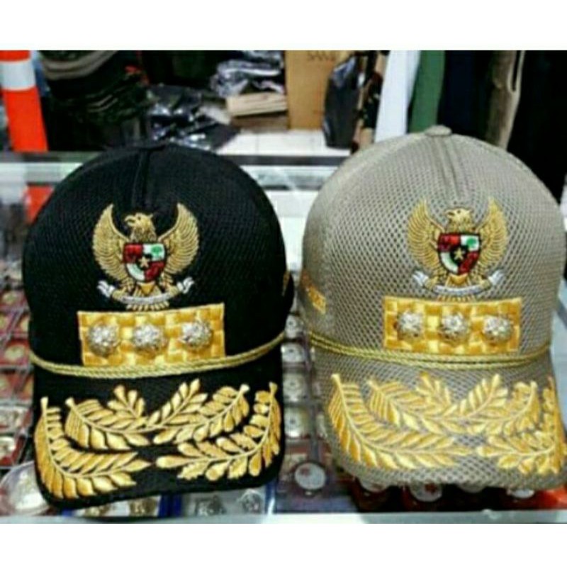 Topi gubernur dan wakil gubernur sulam benang emas