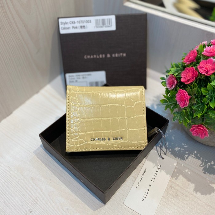 Dompet Wanita Kecil Charles Keith  Free Box Short Kuning Model Terbaru Sale Promo Murah Promo Best S
