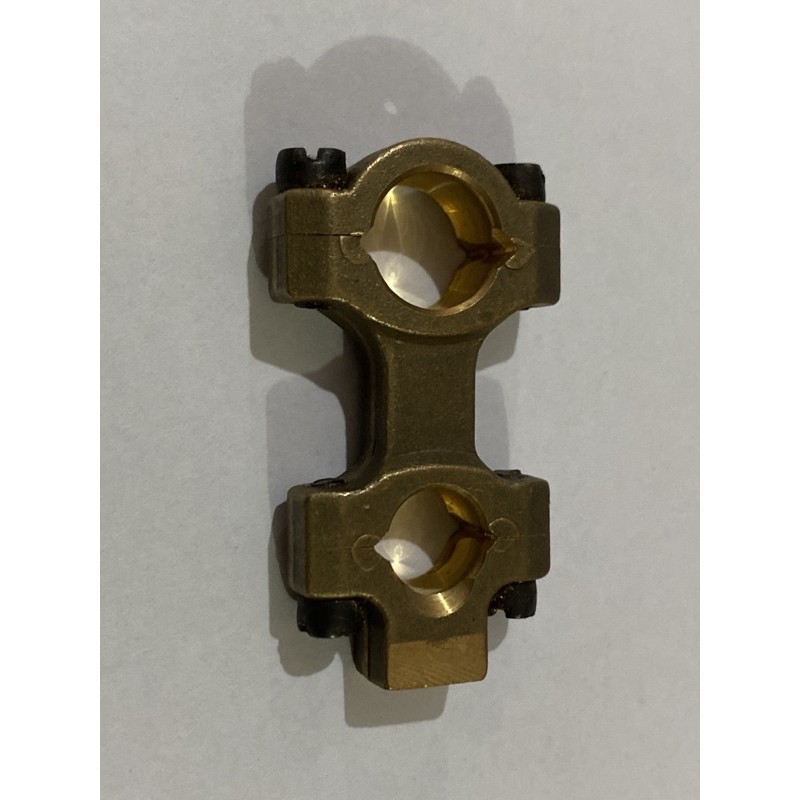 angka 8 looper mesin obras pegasus R53 201073