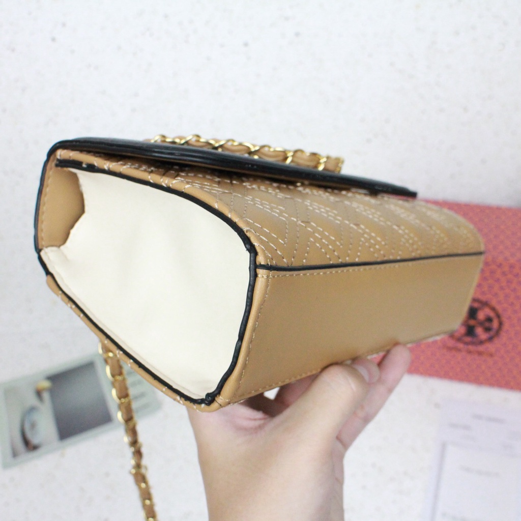 Tas Wanita  Fleming Chained Strap Sling Bag  5732  (FRee Sarung Kain+ Bubble Wrap+Noseri)