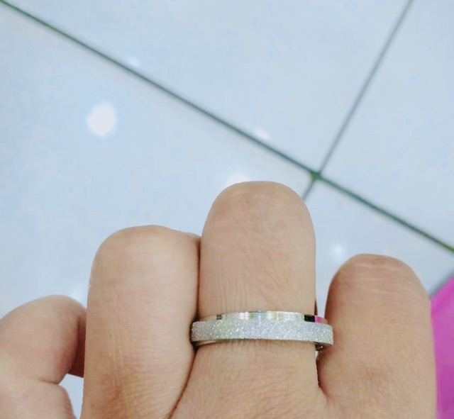 Titanium/ cincin ring / cincin kawin/ cincin nikah /cincin lamaran/ cincin kawin / cincin ring