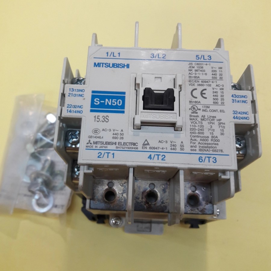 Kontaktor / Contactor Mitsubishi S-N50 SN-50 SN 50 SN50 220v