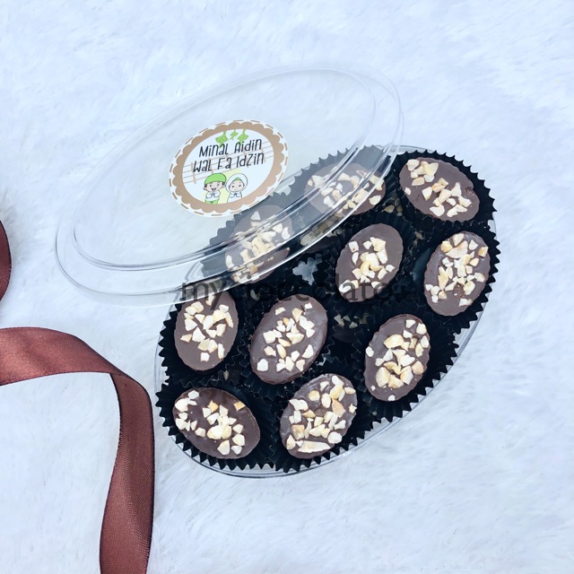 

Coklat lebaran kacang premium hadiah parcel hampers bingkisan idul fitri murah grosir premium enak