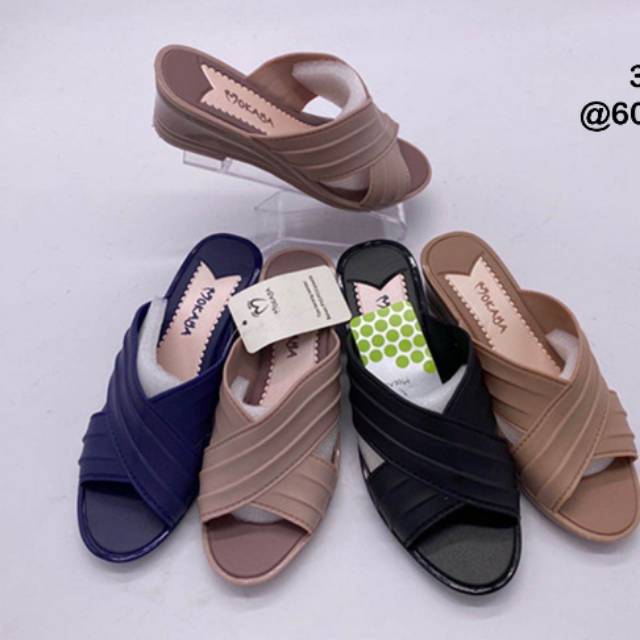Sandal mokaya
