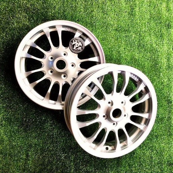 Velg Vespa Vrossi Ring 12 Model Tuscan Silver Depan Belakang