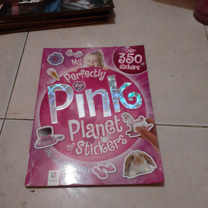 

BUKU Planet of Stickers