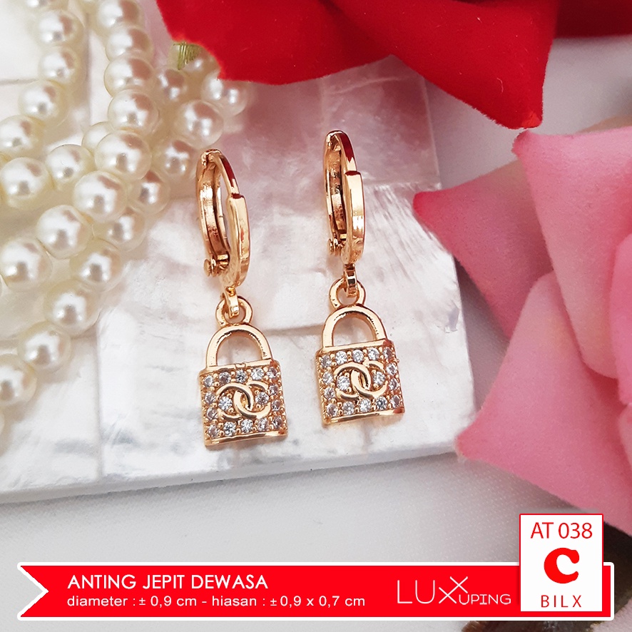 AT 038 Anting Jepit Wanita Dengan Permata Zirkon Perhiasan Lapis Emas 18 Xuping Gold Earrings Luxx Xuping