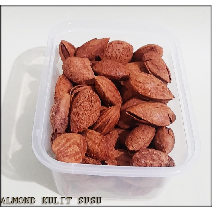 kacang Almond kulit panggang 1kg | rasa susu | milk flavor