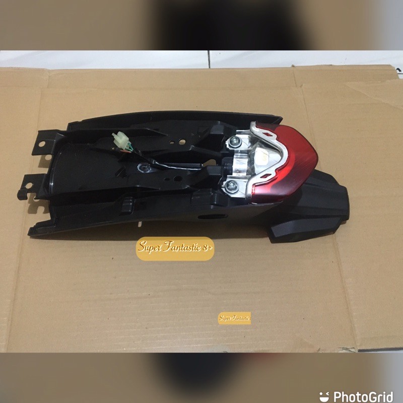 Spakbor belakang stoplamp lampu rem comp rear fender tail light Honda CRF 150 L 150L Ori Original