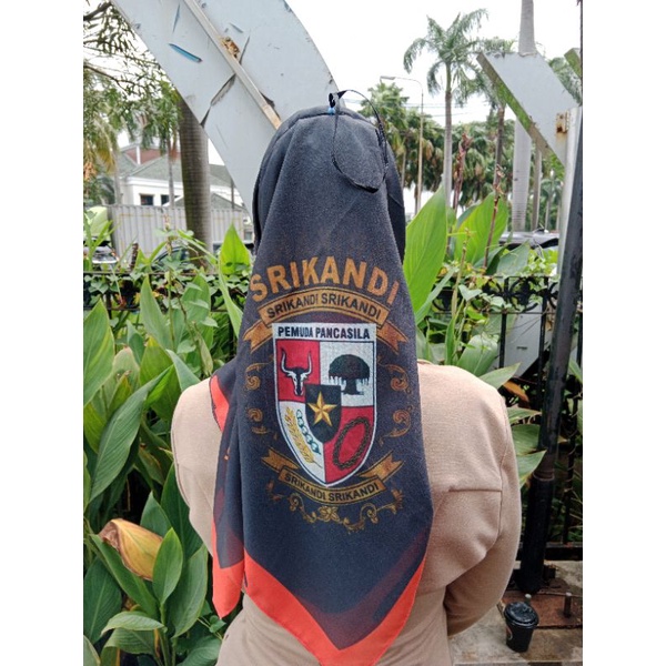 kerudung srikandi pemuda pancasila.
