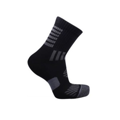 KAOS KAKI ORTUSEIGHT MATRIX SOCKS S