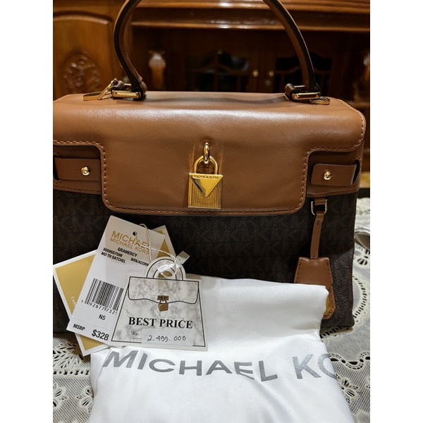 Preloved Camera Bag Michael Kors