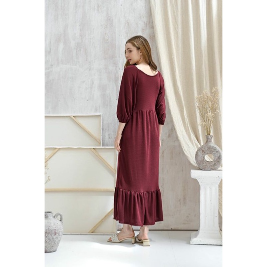 Consennso slit pleated dress