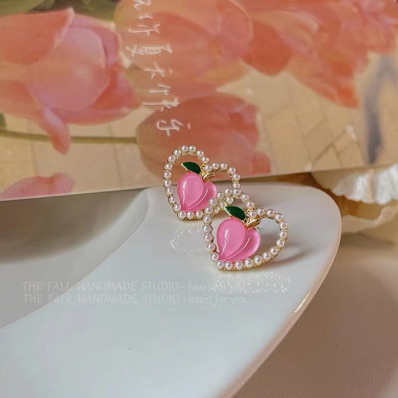 Anting Stud Bentuk Hati Bahan S925 Silver Untuk Aksesoris Perempuan