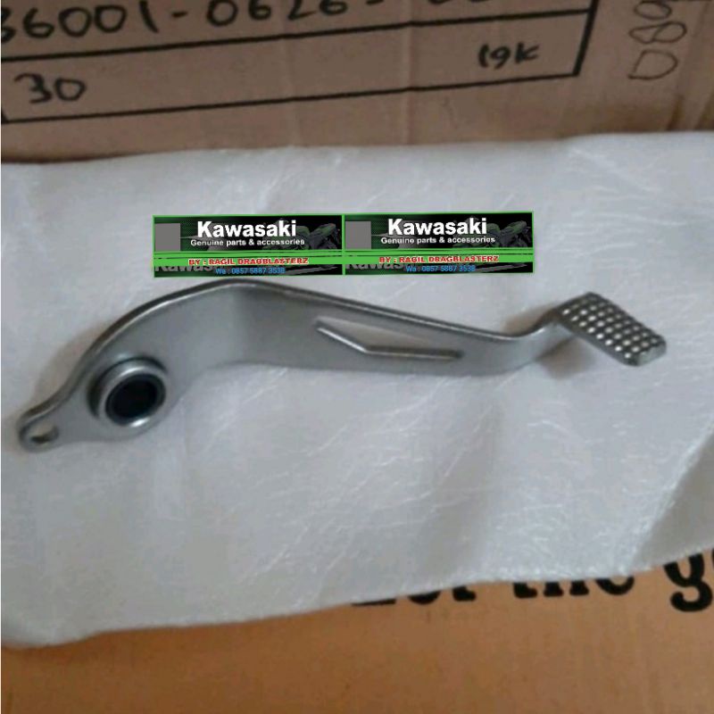 pedal rem belakang tuas rem belakang kawasaki z1000 z 1000 Original Kawasaki