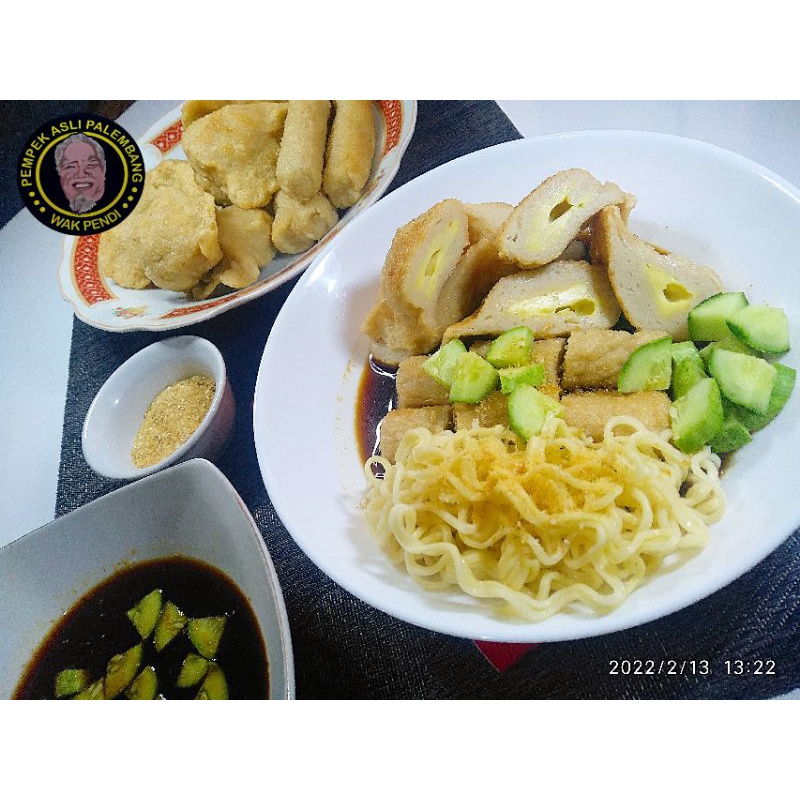 

pempek