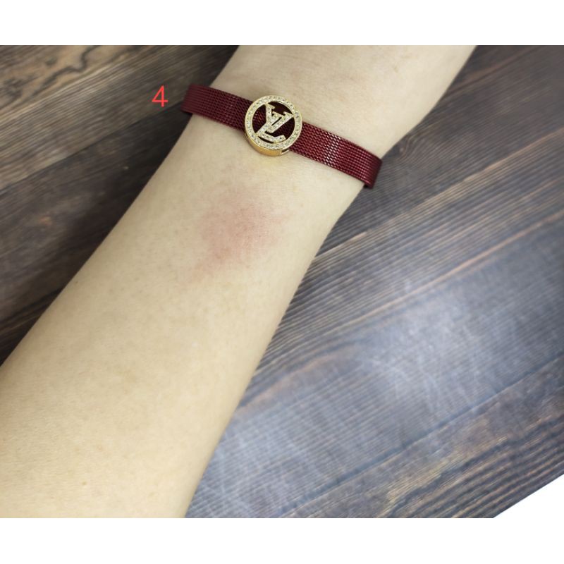 Fifi Fashion Gelang Titanium dan Liontin Model Perhiasan Lapis emas 12#