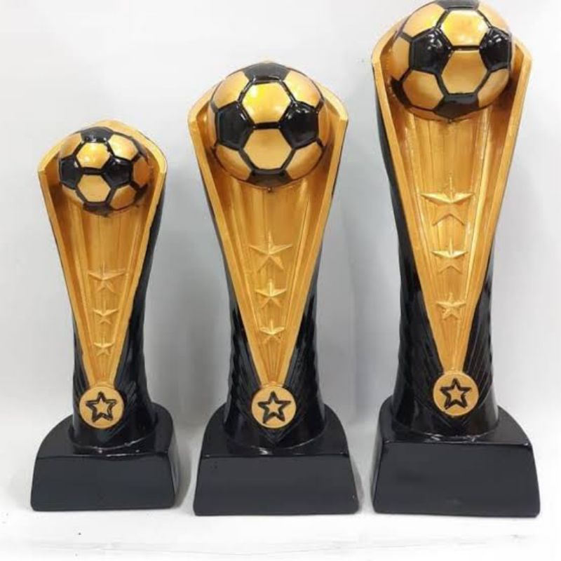Satu set Trophy SepakBola Piala Sepakbola Juara l ll lll berkualitas