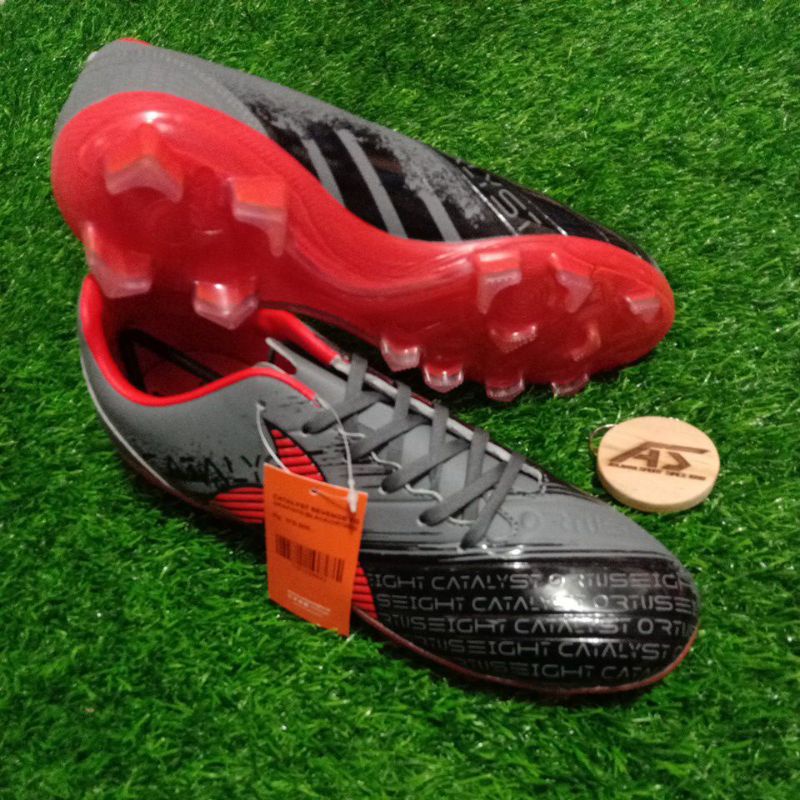 Sepatu Bola Ortuseight Catalyst Revenge FG