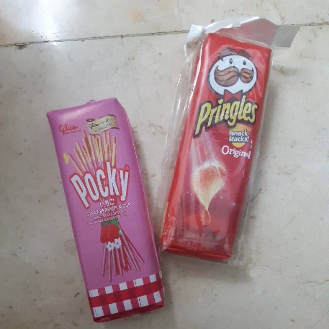 

Tempat Pensil Anak - Pocky Strawberry (FD222)