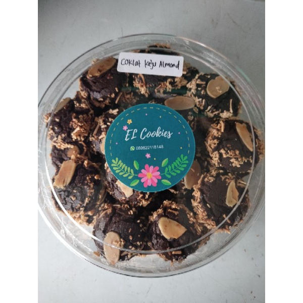 

Kue Sandy Choco Cheese Almond