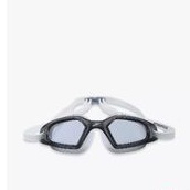 kacamata renang speedo