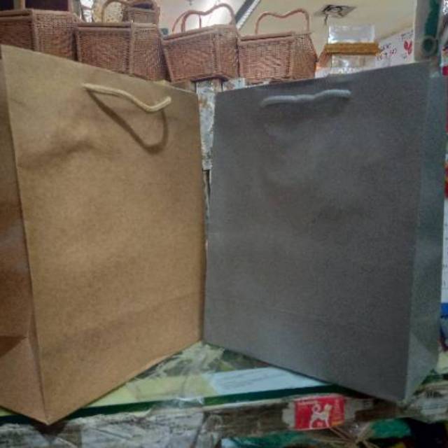 

Paper bag buku gold & silver isi 12 pcs terlaris dan termurah