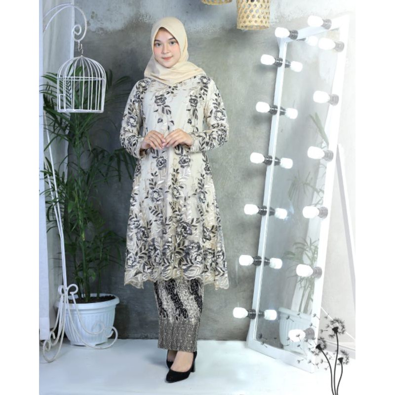 kebaya tunik tille muslimah mewah aisyah /kebaya tunik modern kondangan muslim