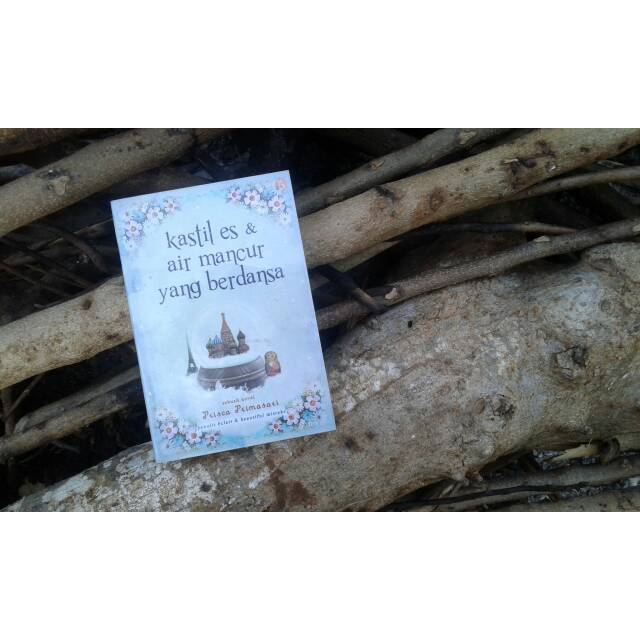 Kastil Es dan Air Mancur yang Berdansa